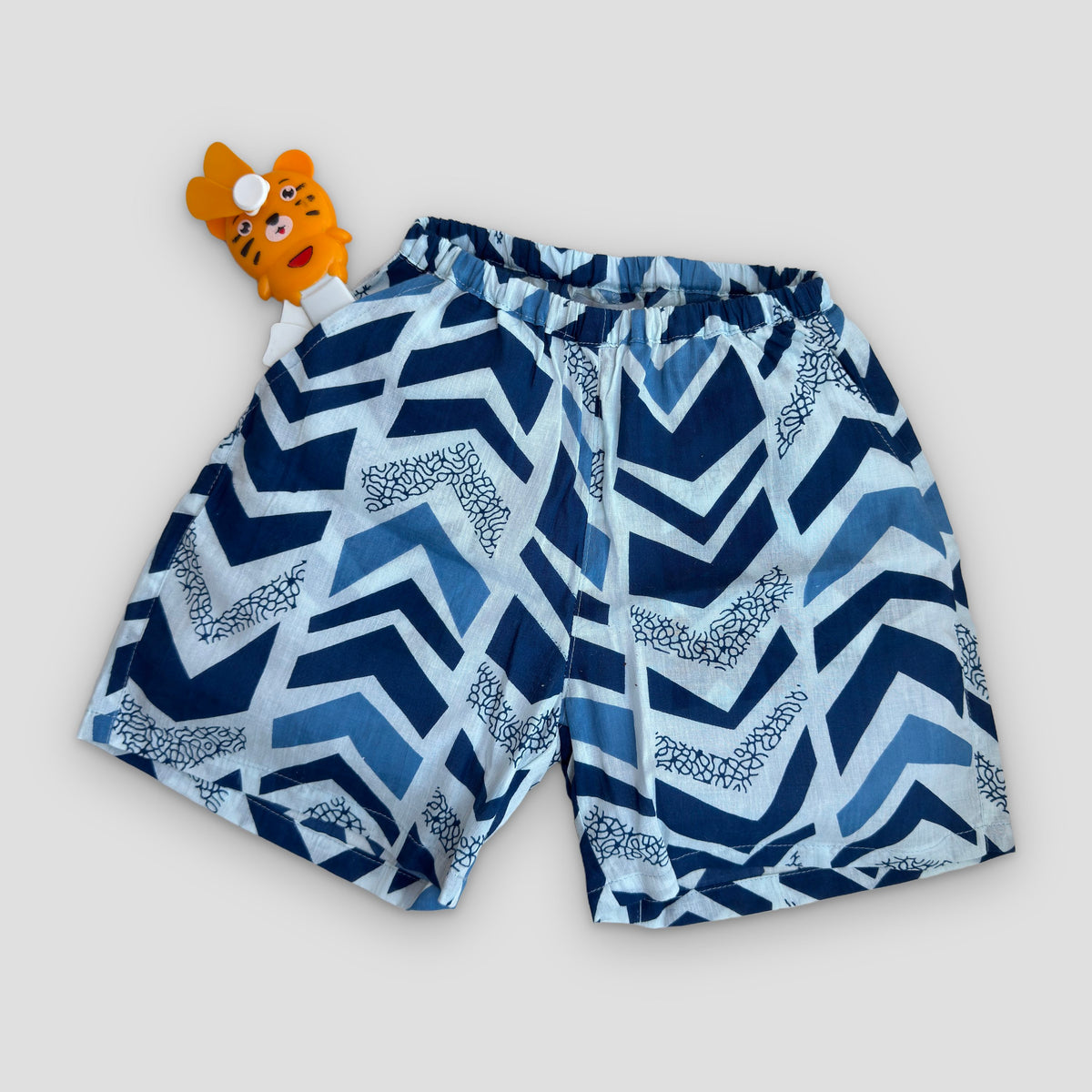 Cotton Co-Ord Set in Indigo Chevron, real photo