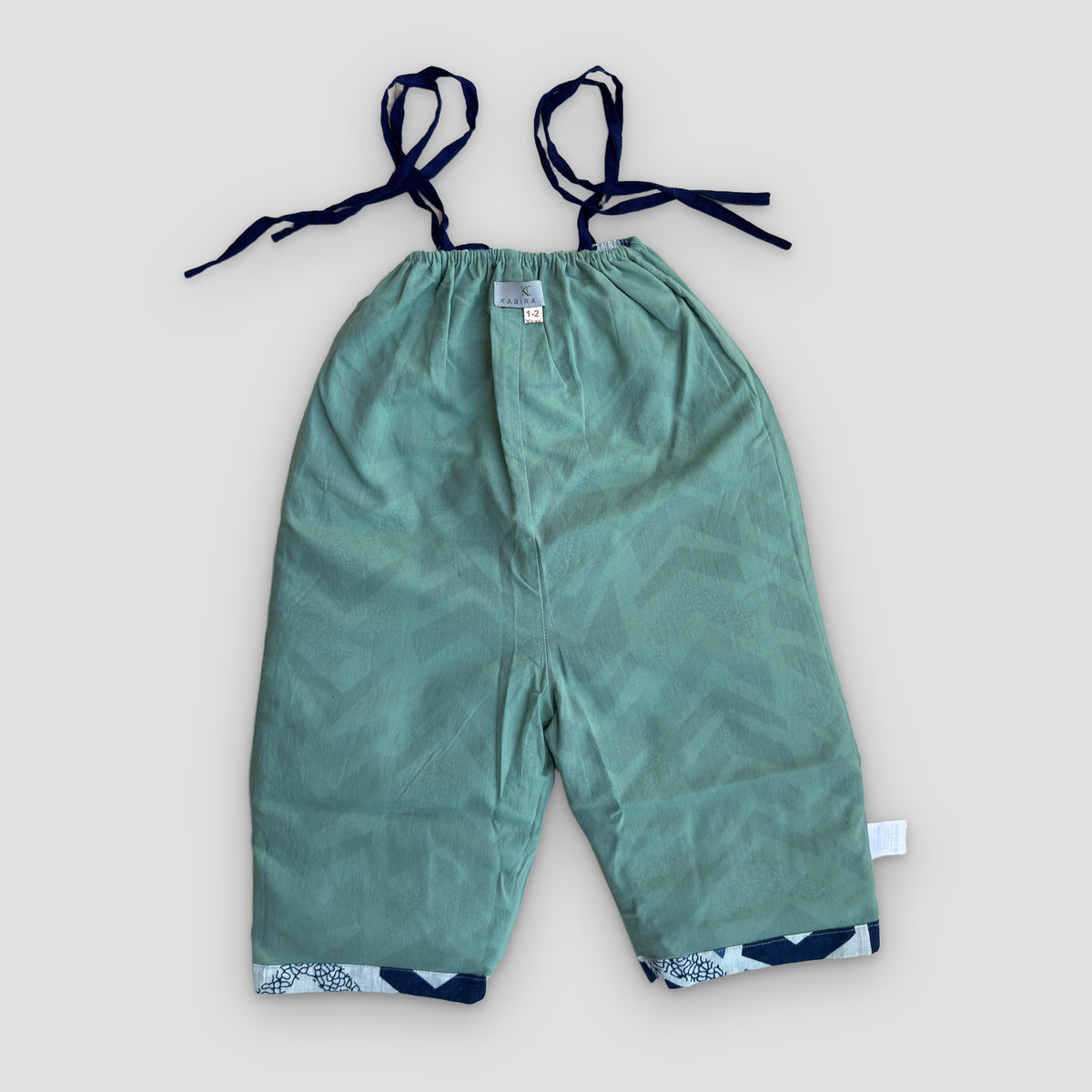 Double-layer Cotton Jumpsuit in Indigo Chevron, real photo: green layer, flat