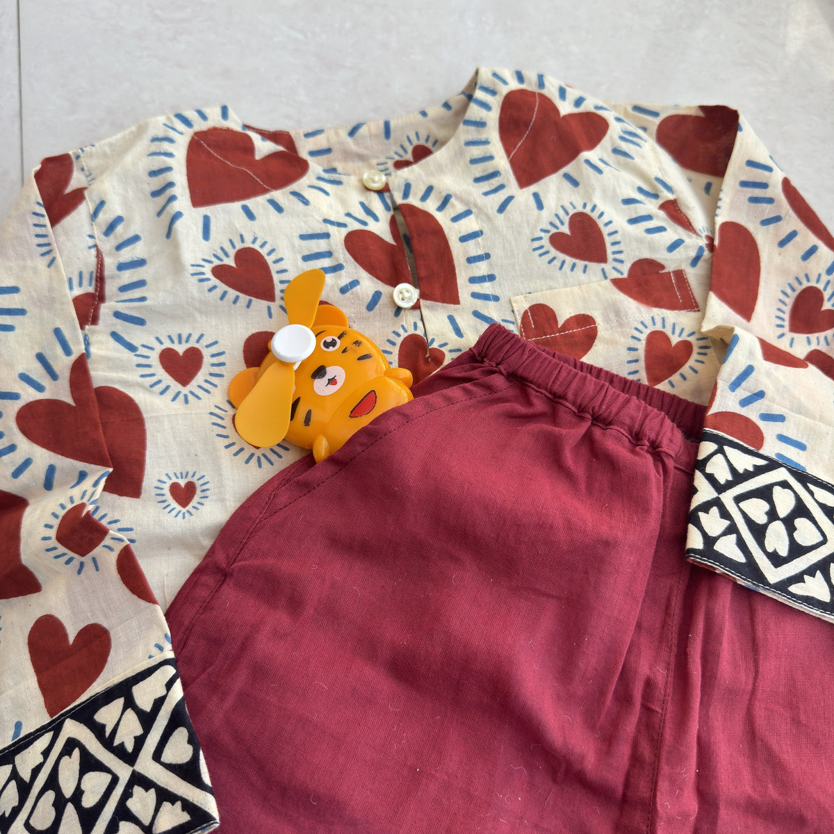 Kids Cotton Kurta Set in Red Heart, real photo: pocket and pant detail